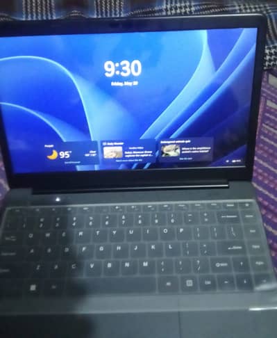 New laptop 10/10 box pack just open Exchane with Iphone 15 JV/N. PTA