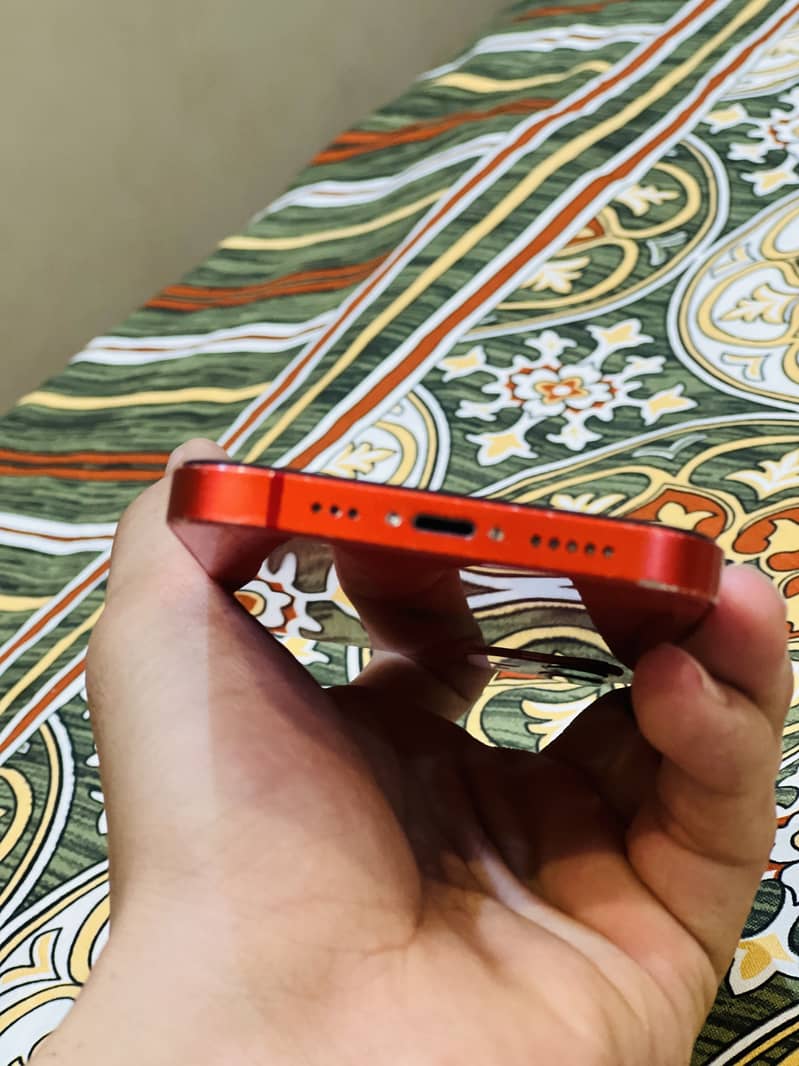 iPhone 12 1