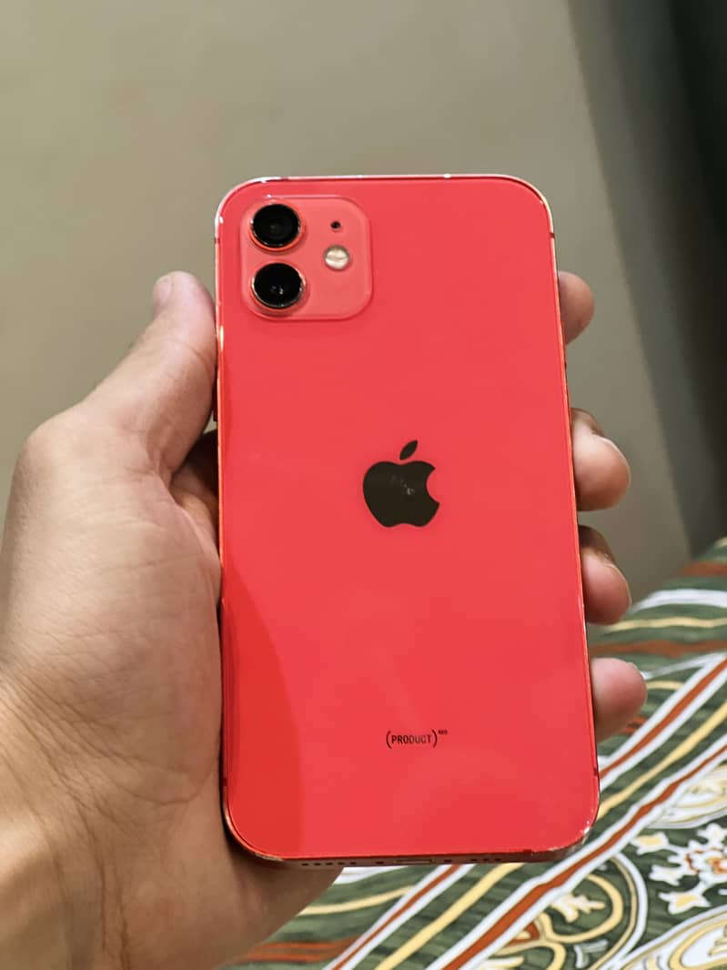 iPhone 12 0