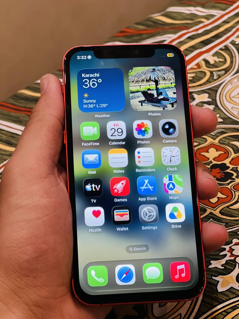 iPhone 12 3