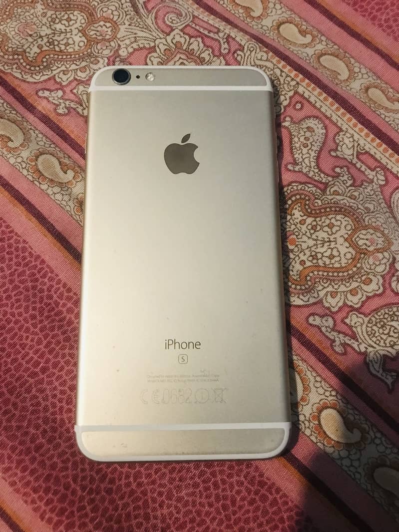 Apple iPhone 6S Plus 1