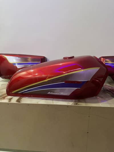 Honda 125 tanki tappe