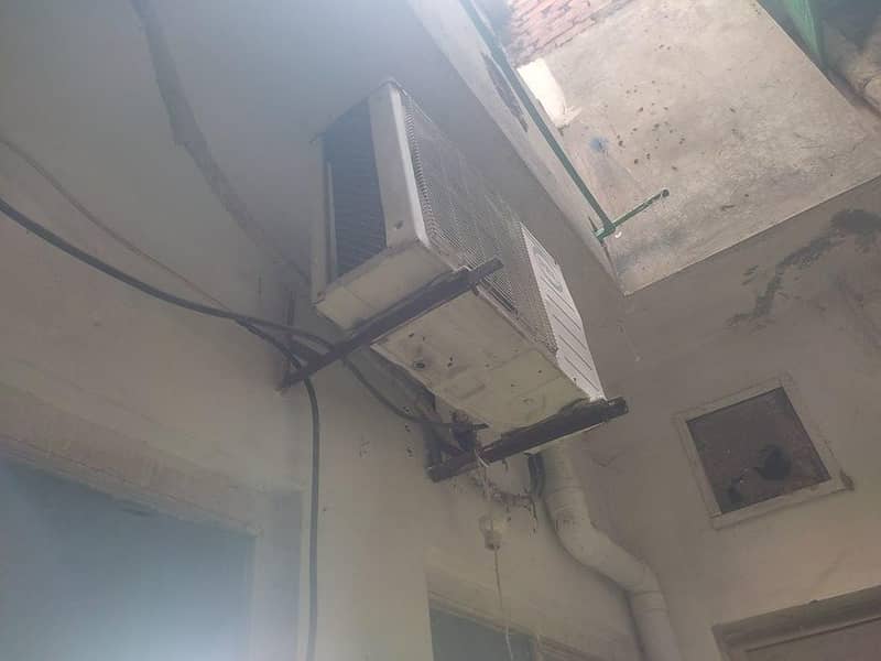 PEL split AC 1