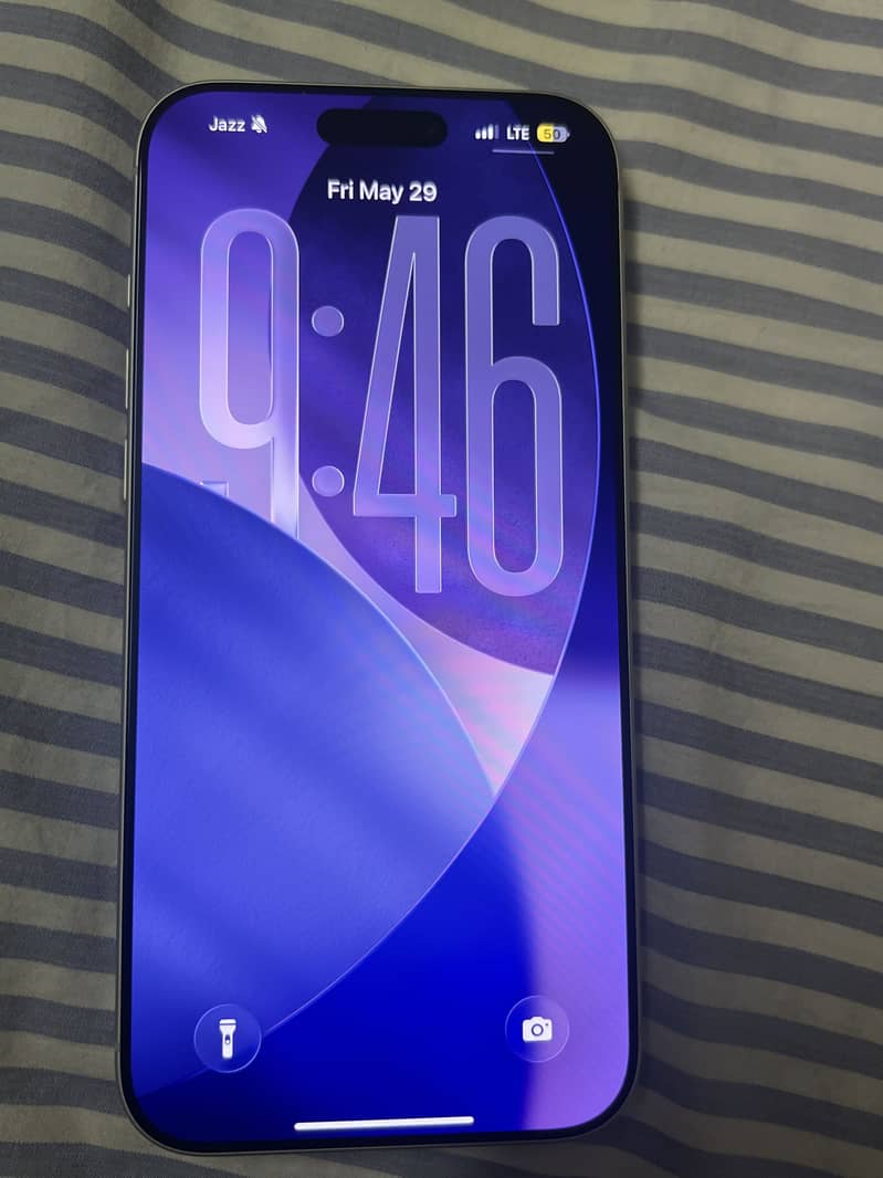 IPHONE 17 PRO MAX 4