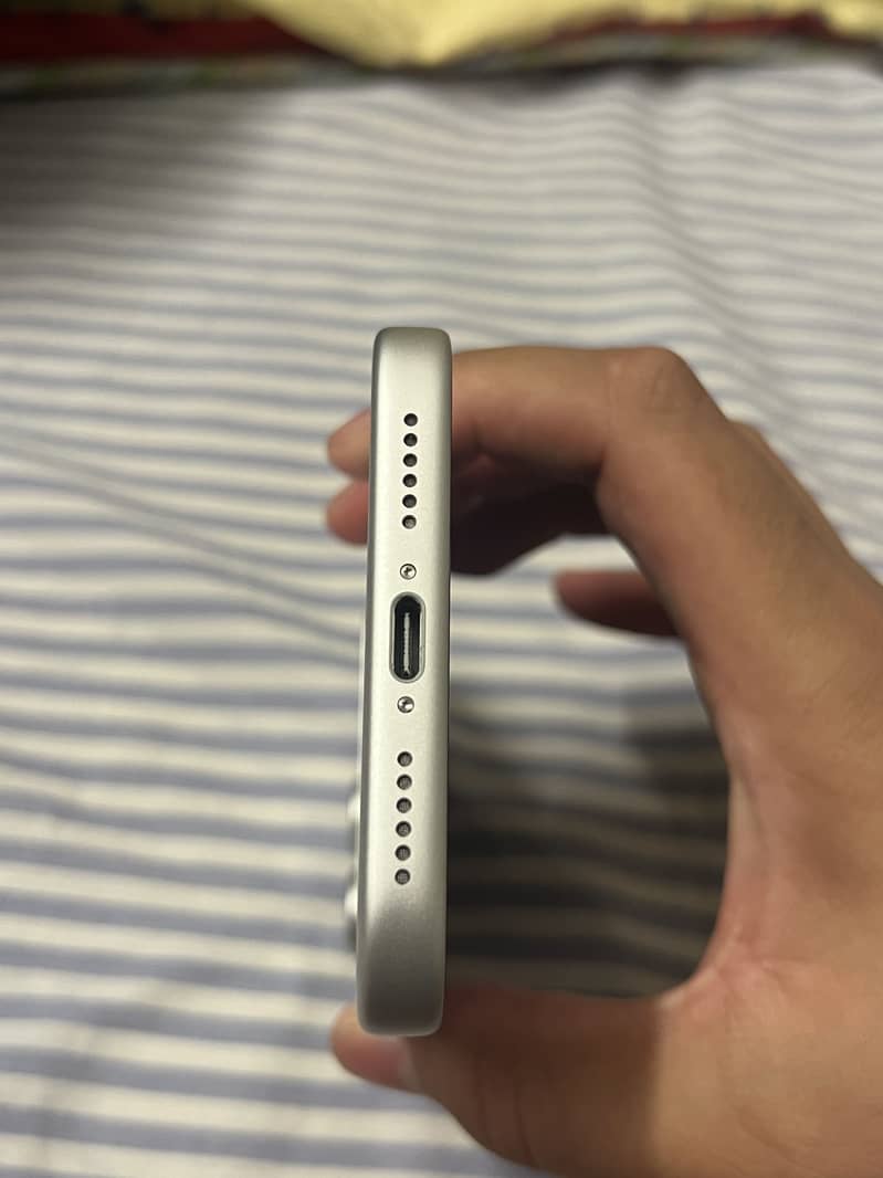 IPHONE 17 PRO MAX 2