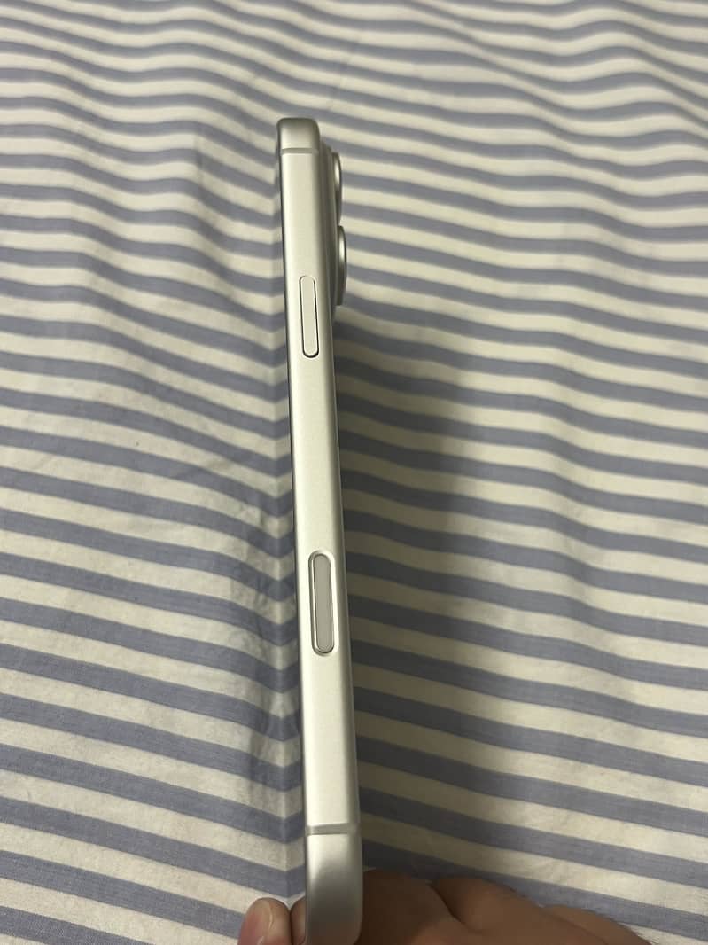 IPHONE 17 PRO MAX 3