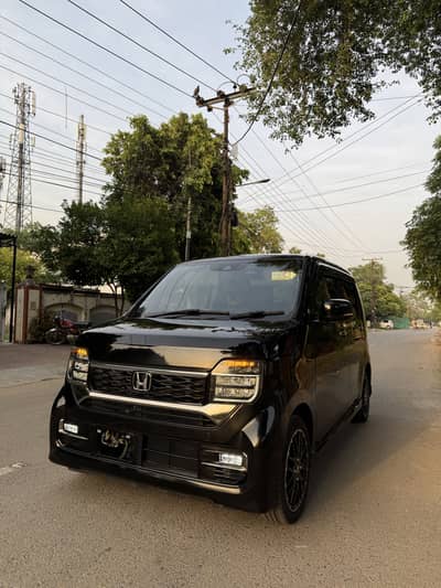 Honda N Wgn Custom Turbo 2023/ Fresh Import