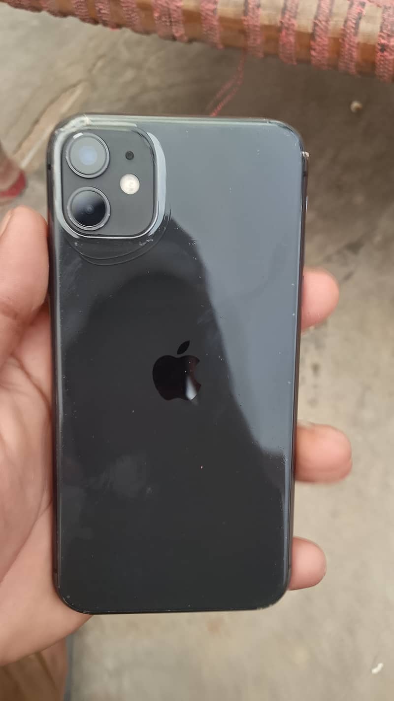 Apple iPhone 11 3