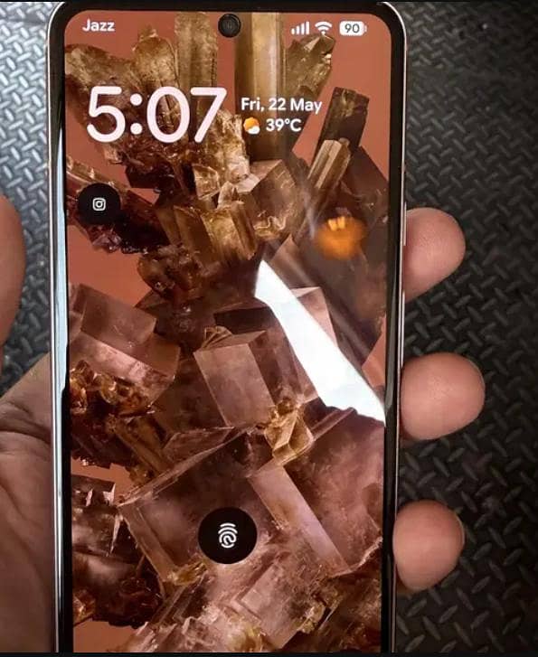 Google Pixel 8a 1