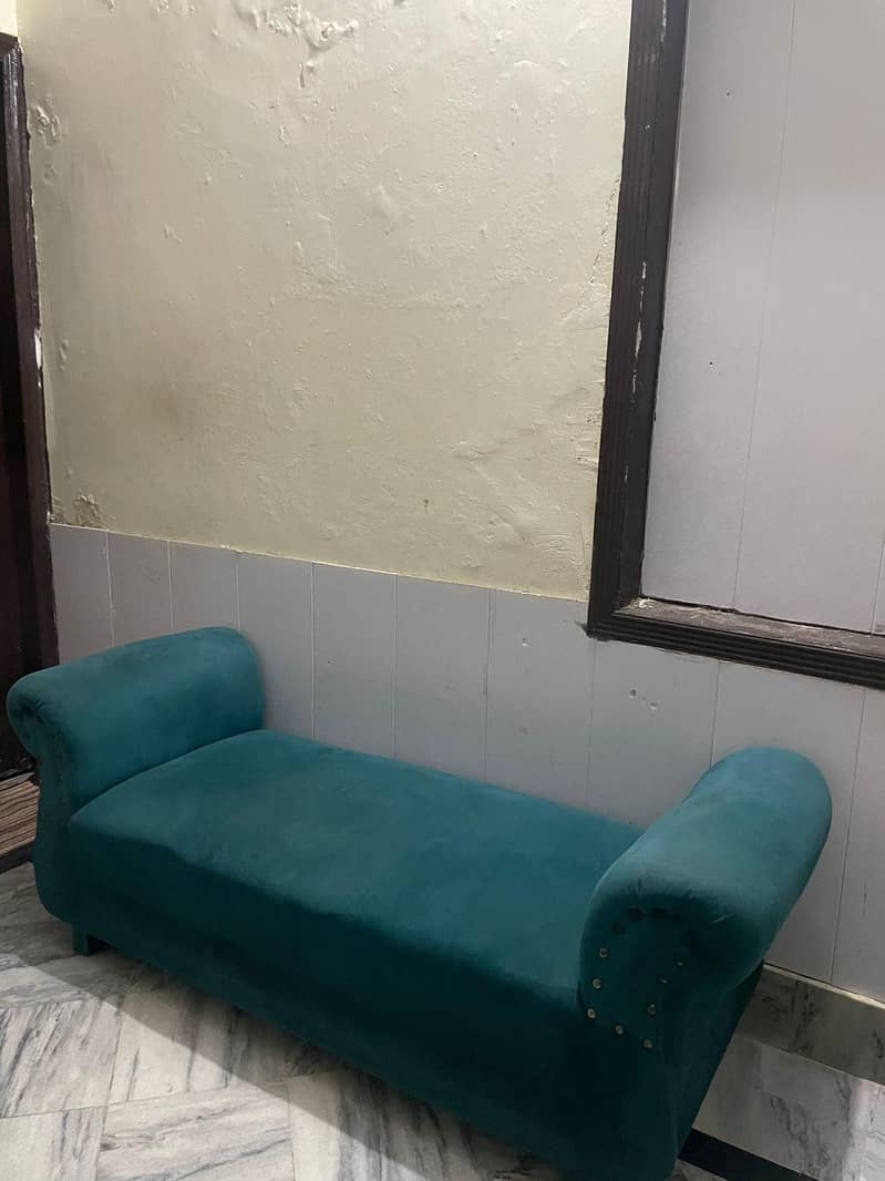 bed dressing side table dewan 1
