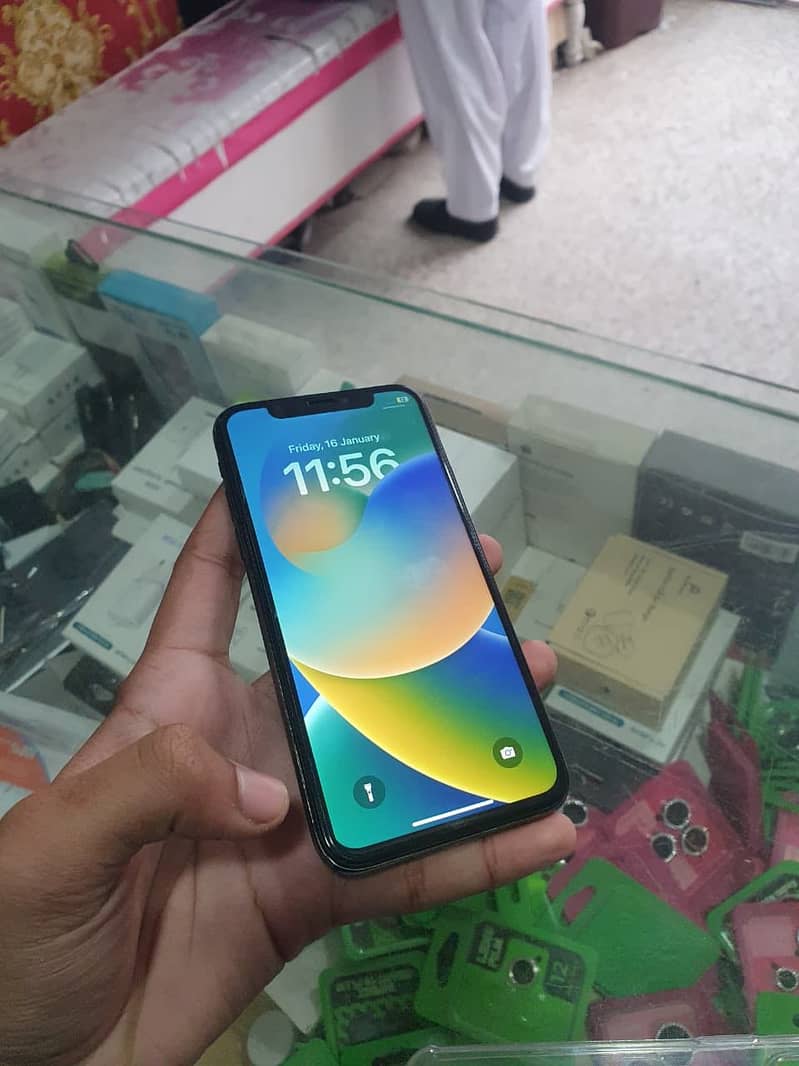 Apple iPhone X 0