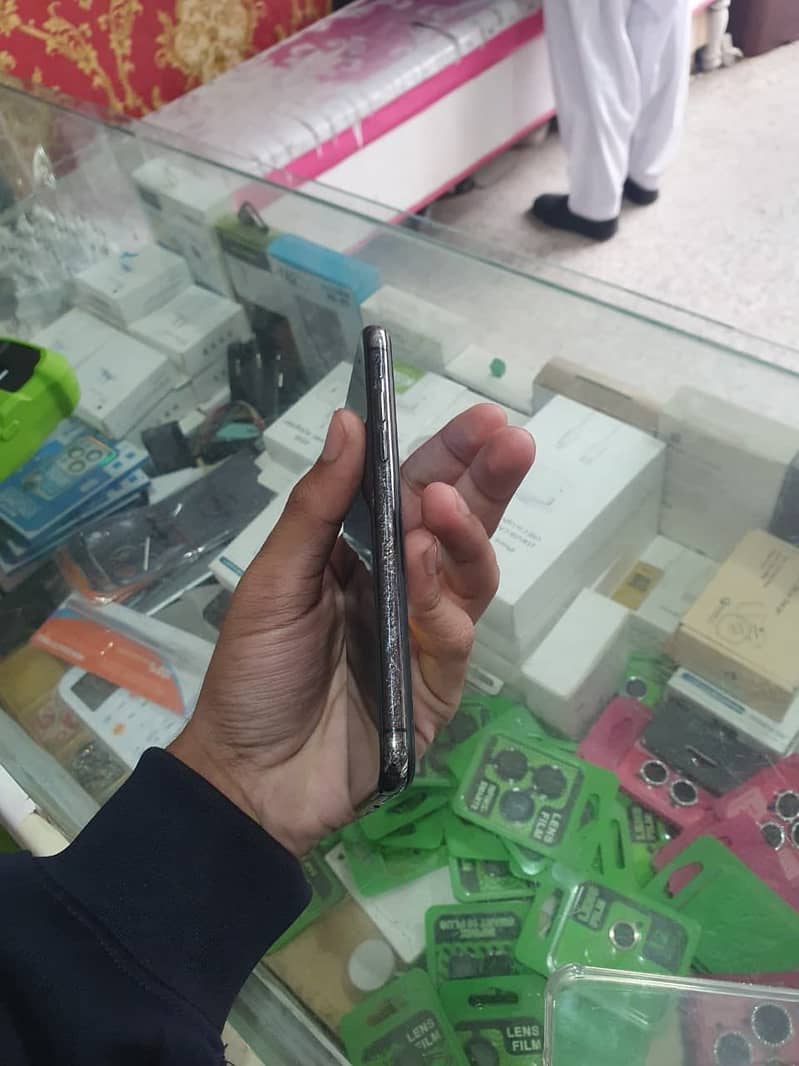 Apple iPhone X 1