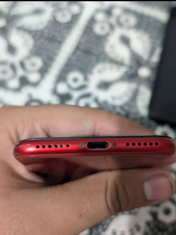 Apple iPhone 8 0
