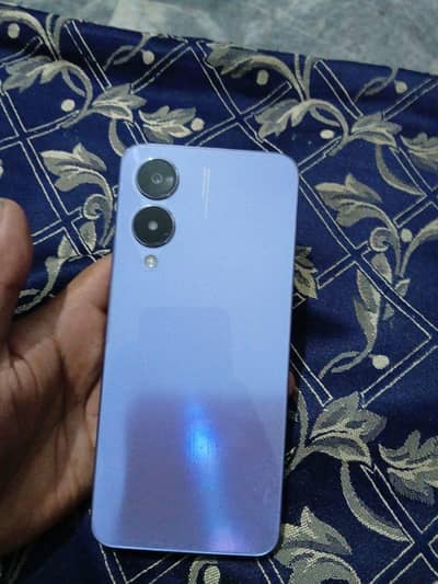 Vivo Y17s