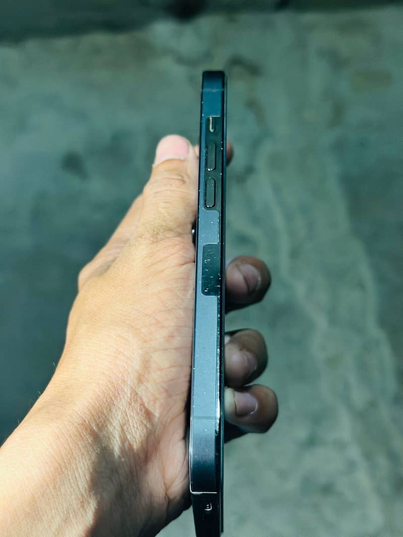 iPhone 14 PrO- 3