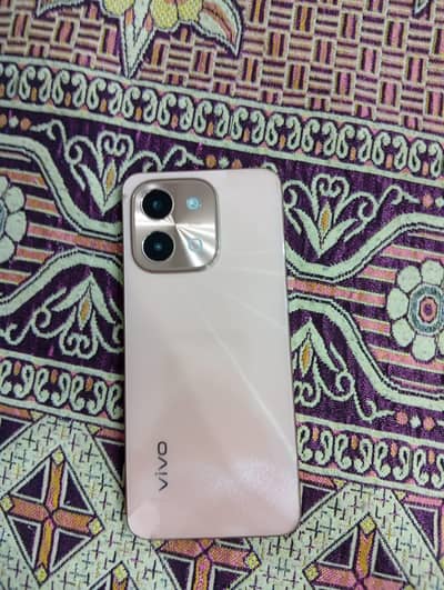 Vivo Y28
