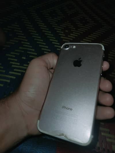Apple iPhone 7