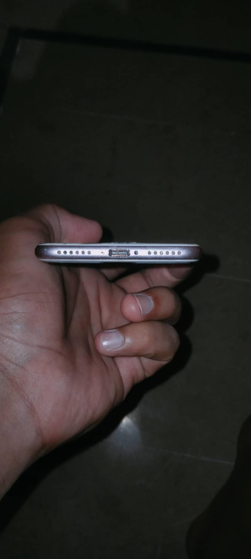 Apple iPhone 7 1