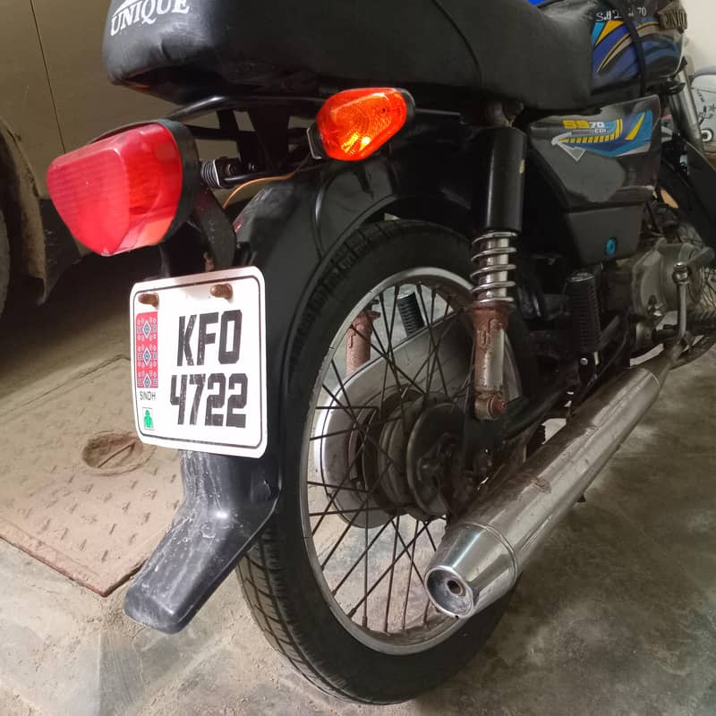 Unique 70 2012 4