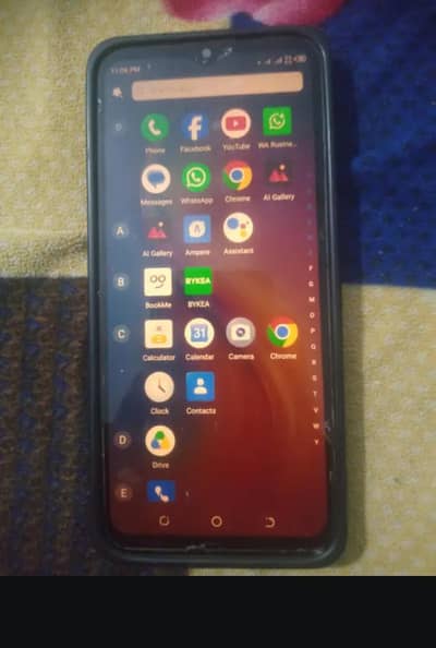 Tecno Spark 4 Lite glass Zara SA crack hai or power boton kharab hai