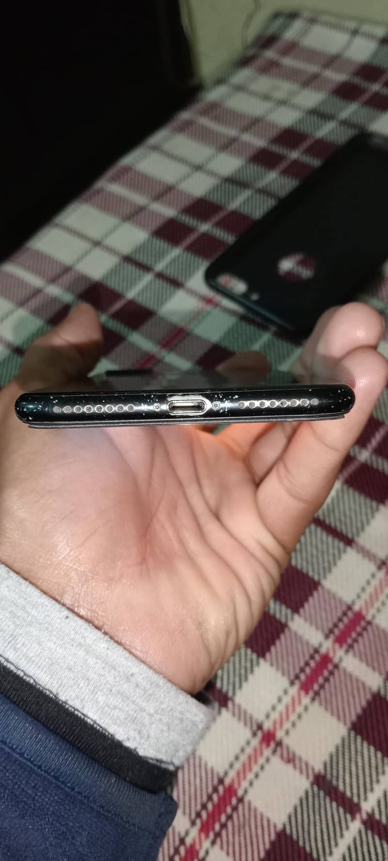 Apple iPhone 7 Plus 1