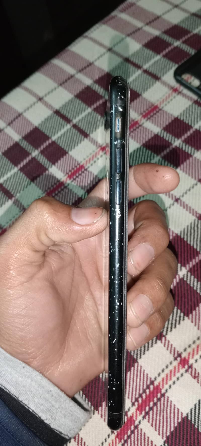 Apple iPhone 7 Plus 5