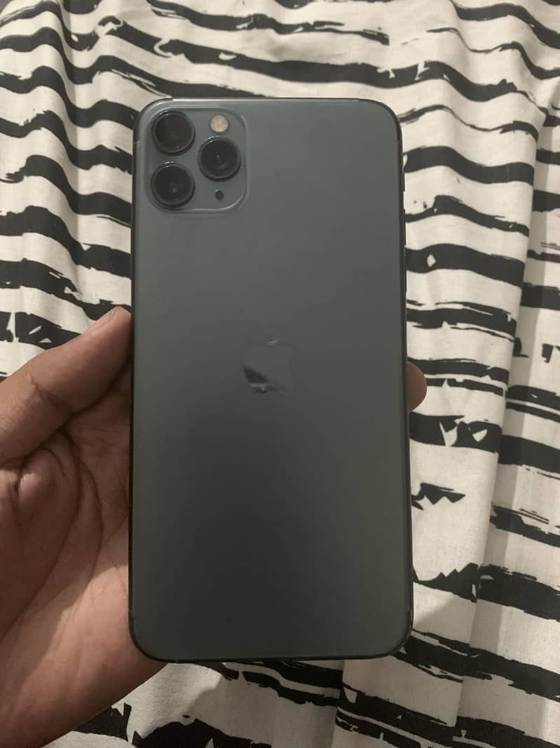 iPhone 11 pro max 5
