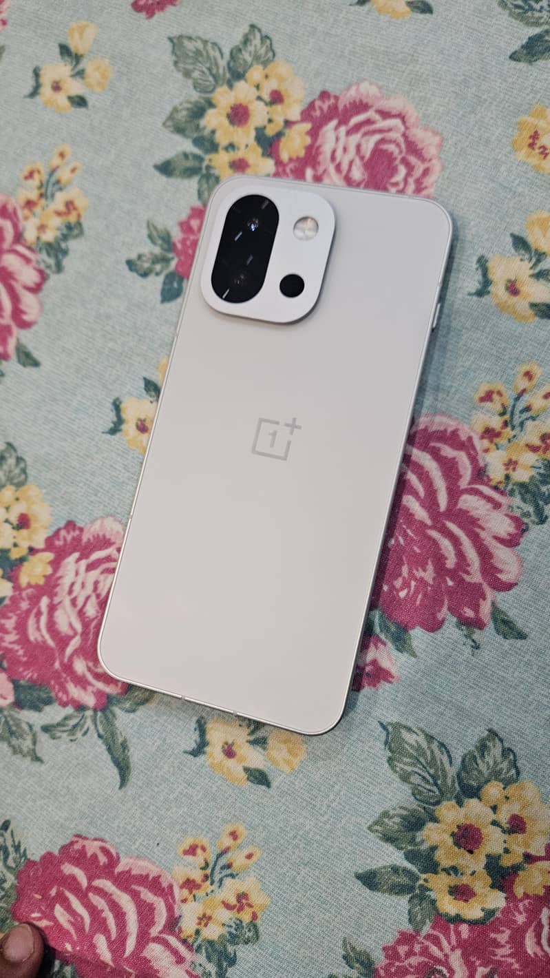One Plus 13T/S 2