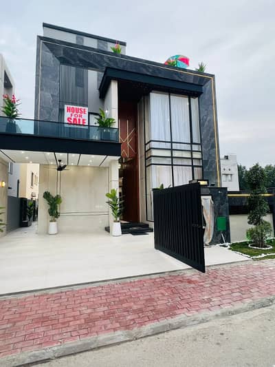 10.77 Marla Architect Designer house for sale hot location