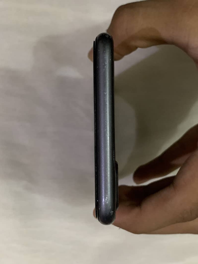 Apple iPhone 8 Plus 5