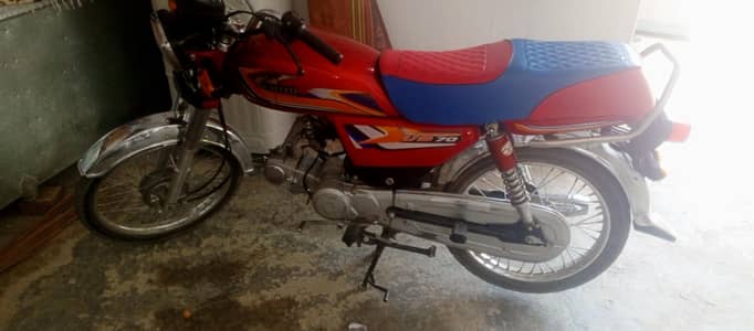 united fresh and single handed use motorcycle
