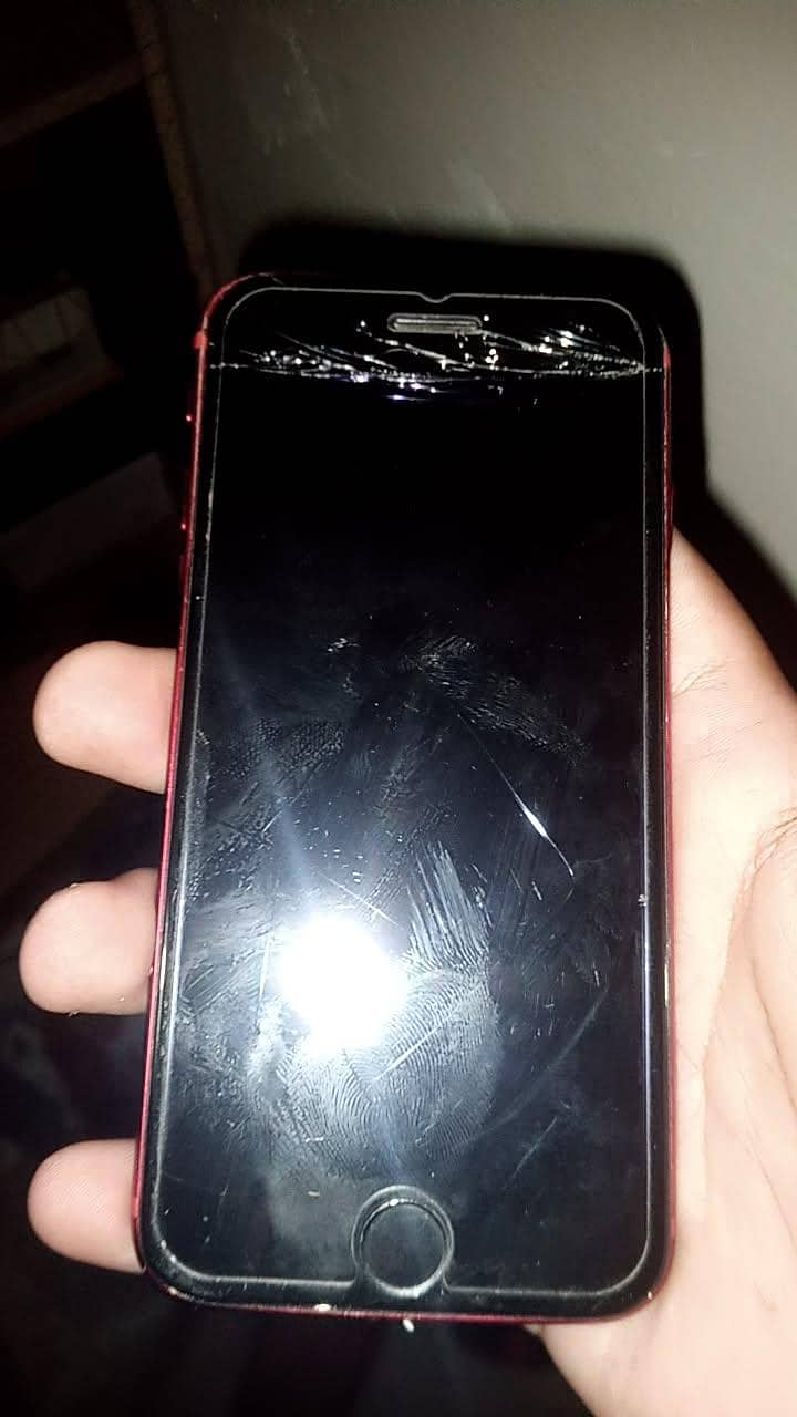Apple iPhone 8 1