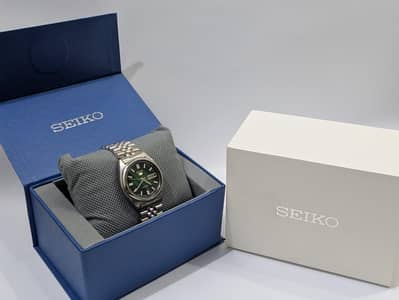 Seiko 5 SNK case