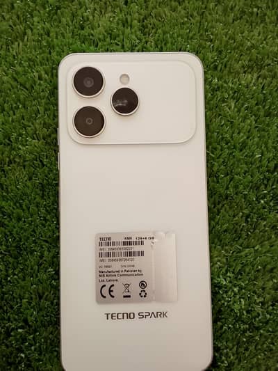 Tecno SPARK 40