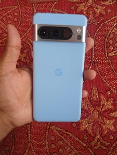 Google Pixel 8 Pro