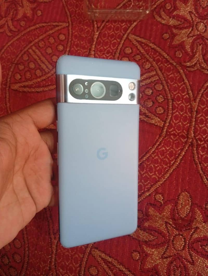 Google Pixel 8 Pro 1