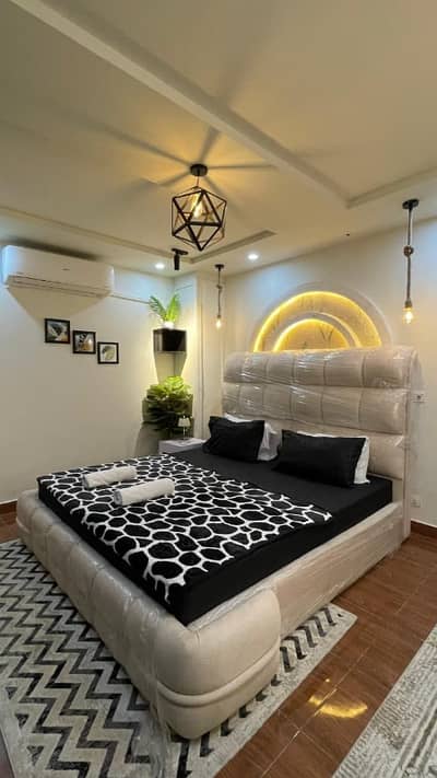 Daily basis, and weekly basis, One bedroom fully furnished luxury apartments available for rent Gulberg greens Islamabad