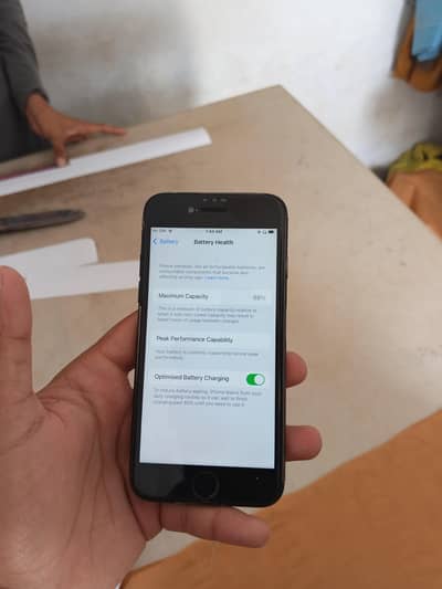 Apple iPhone 7