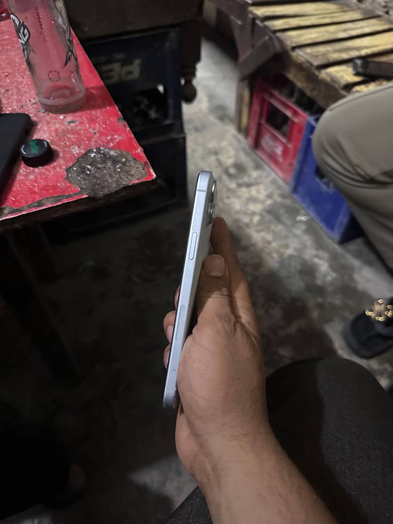 Apple iPhone 15 plus 1