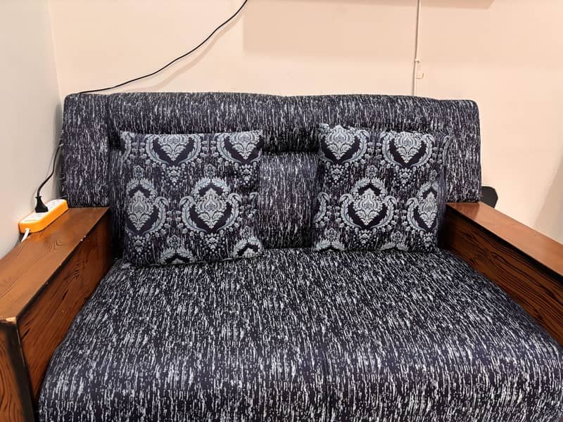 2 seater sofa 4
