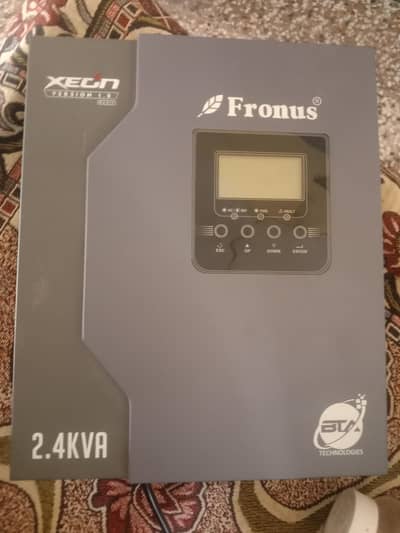 "Fronus XEON 102 4KVA Hybrid Solar Inverter 24V MPPT"