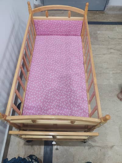 Wooden Baby Cradle / Cot with Swing Function & Mattress – Excellent Co