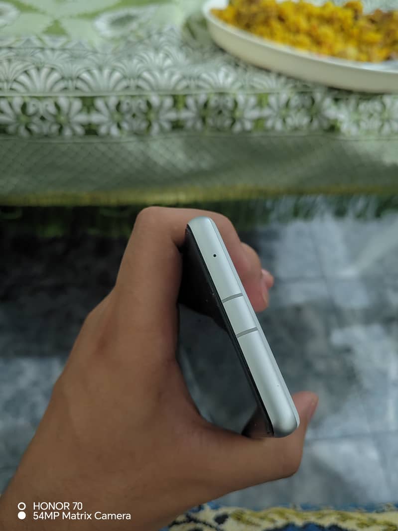 Google Pixel 7a 1