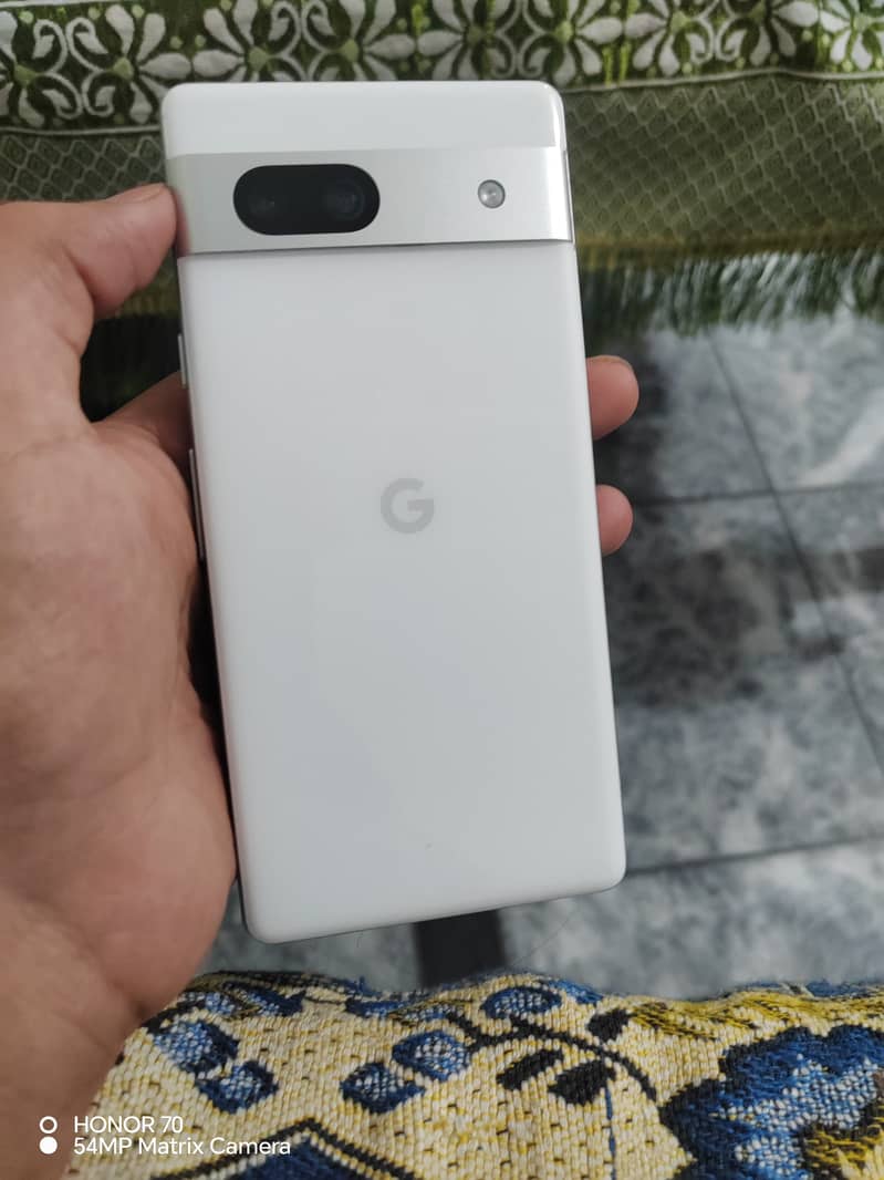Google Pixel 7a 2