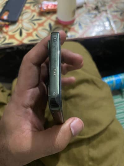 Vivo Y400