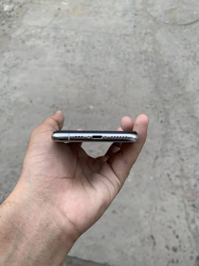 Apple iPhone XS