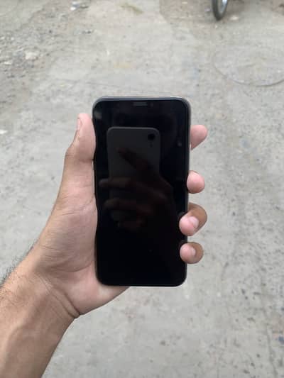iPhone XS factory unlock 64GB