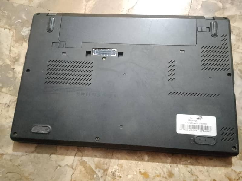 Lenovo Thinkpad x240 i3 4th Gen - broken LCD - for parts only - charge 1