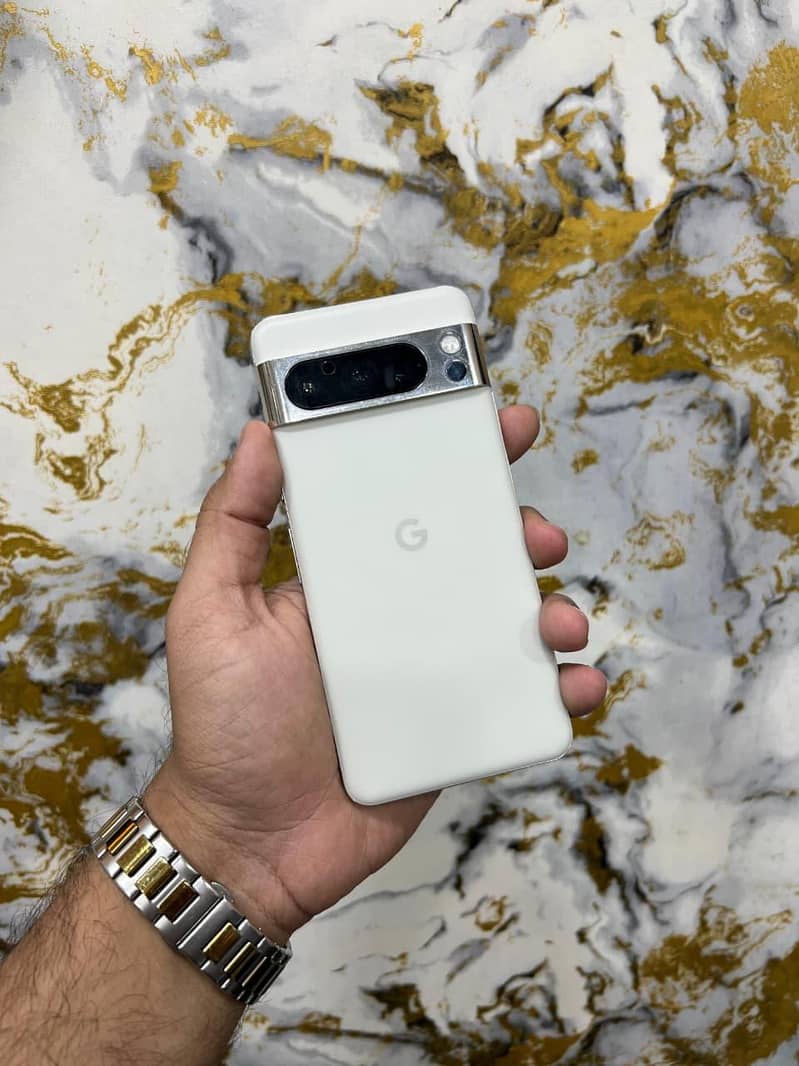 Google Pixel 8 Pro 4