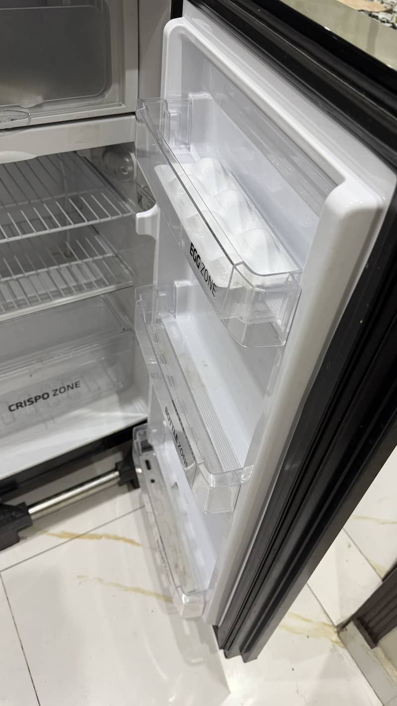 Medium Size fridge 5